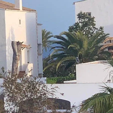 Residencia Cala Dorada Apartment